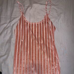 Beautiful summer dress for nice occasions!